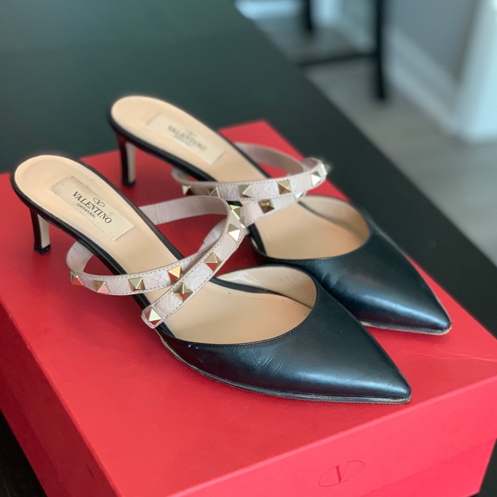 Valentino Caravani rockstuds sliders/heels 💖 - Picture 2 of 15